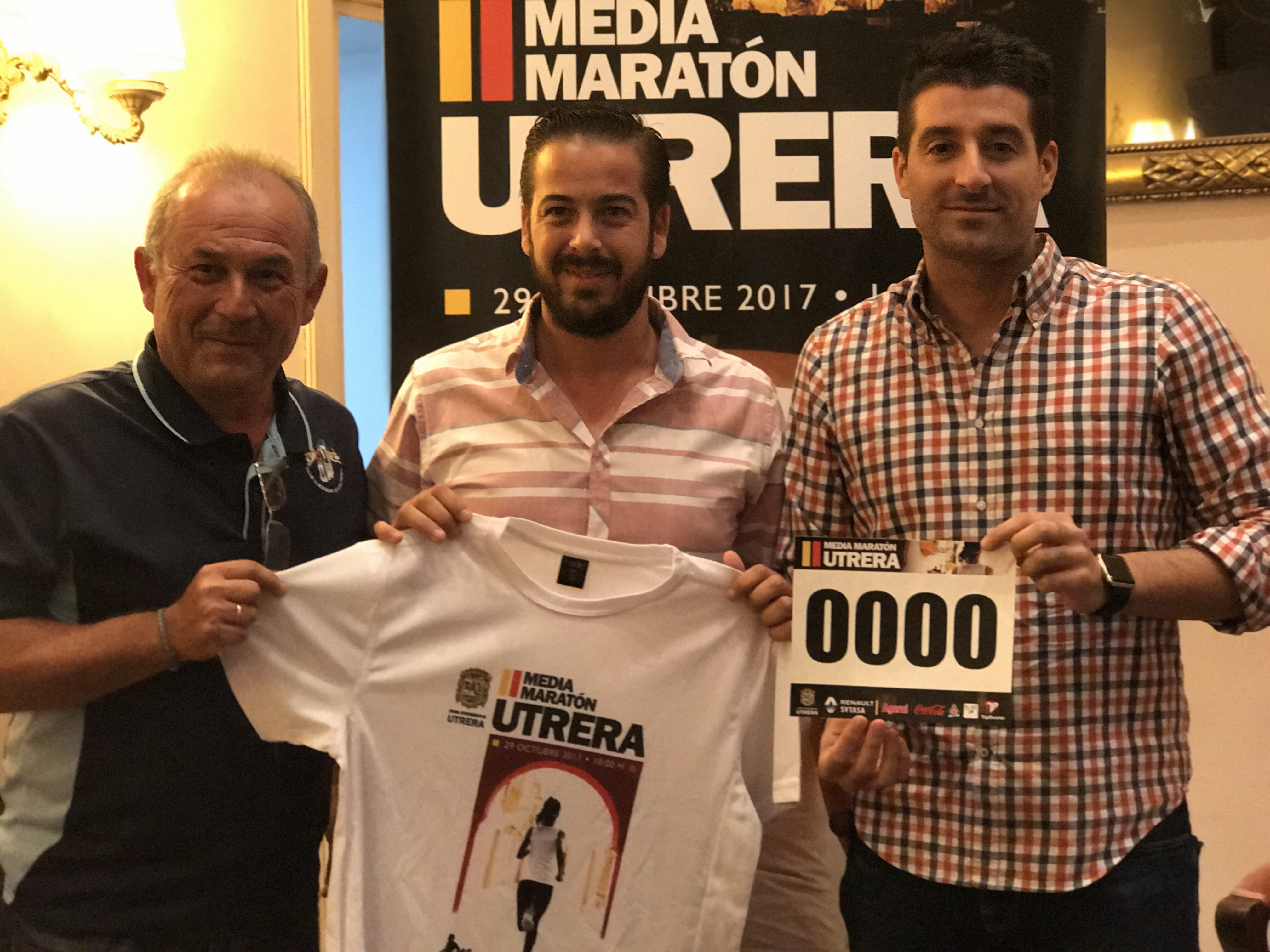 Más de 200 inscritos en la II Media Maratón que se presentó ayer