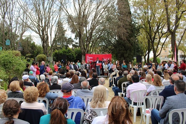 Los socialistas utreranos catalogan de exitosa la presentación de la candidatura de Villalobos