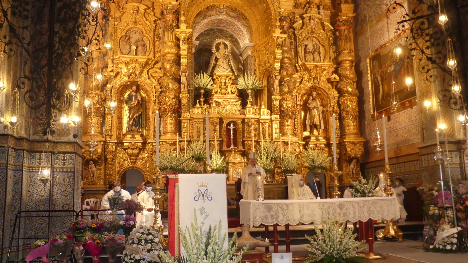 La plegaria a la patrona de Utrera de Enrique Montoya puso fin a los cultos a la Virgen de Consolación