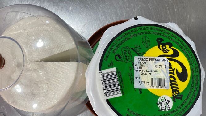 Sanidad alerta de un lote de queso fresco contaminado con listeria en Andalucía