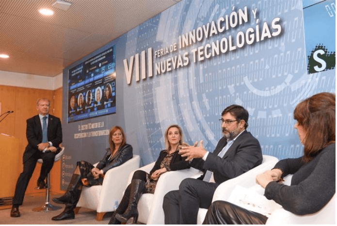 Utrera pide en la Feria de Innovación soluciones digitales «a medida»