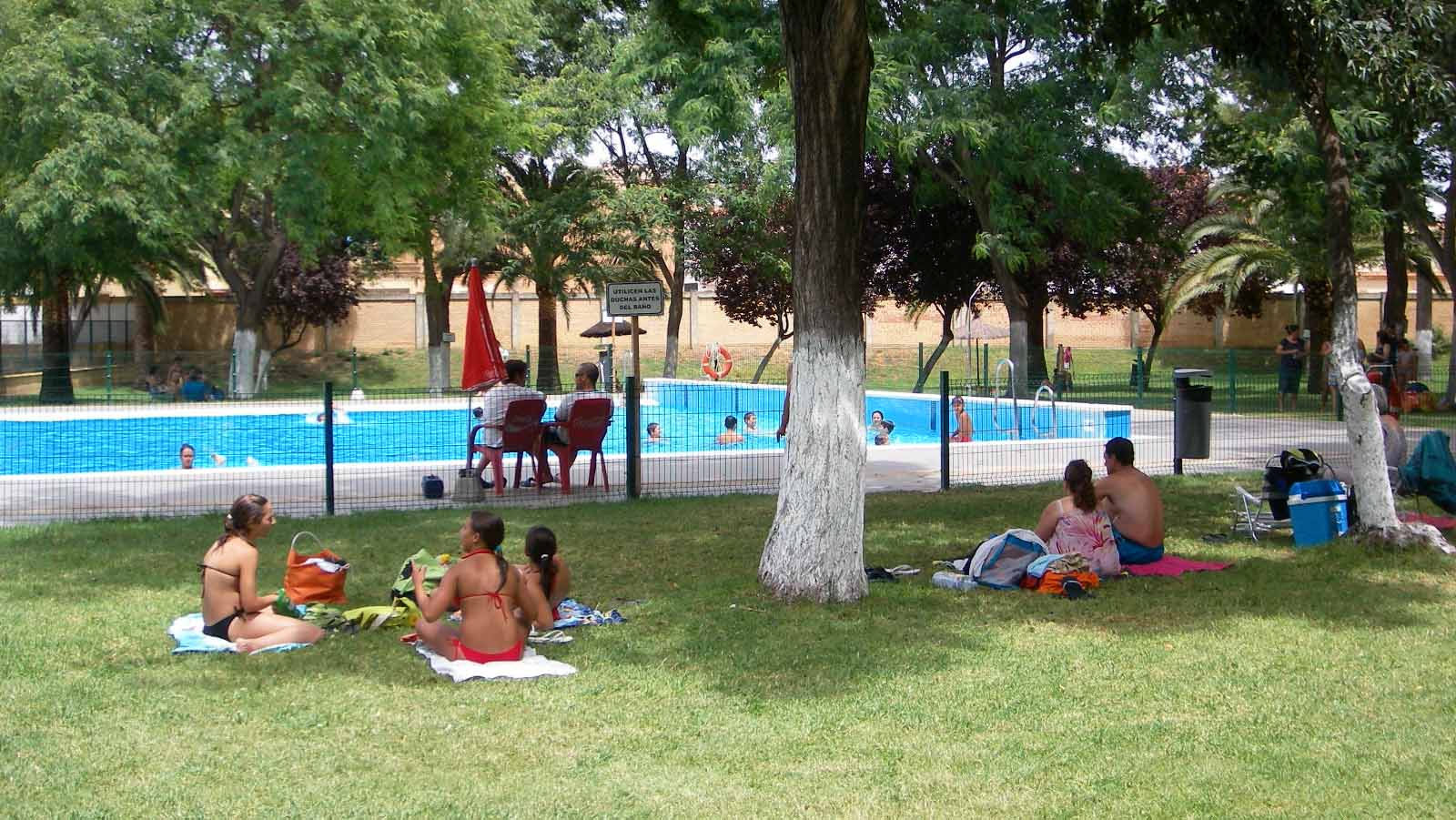 La delegación de deportes publica los horarios de las piscinas municipales para la época estival