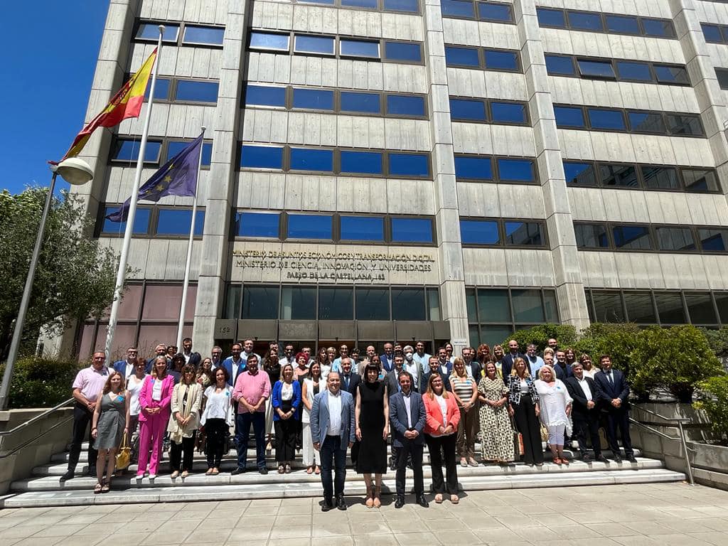 El alcalde de Utrera se reúne en Madrid con otros 82 ayuntamientos de la Asociación de innovación Red Innpulso