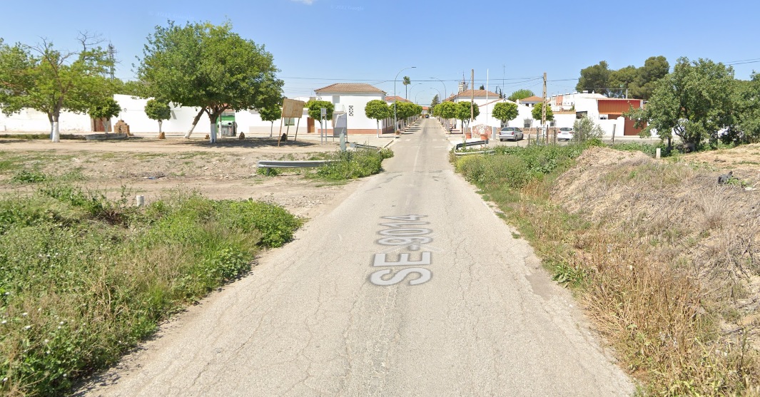 Acuerdo entre Utrera y El Palmar de Troya para asfaltar la carretera que los une con Guadalema de los Quintero
