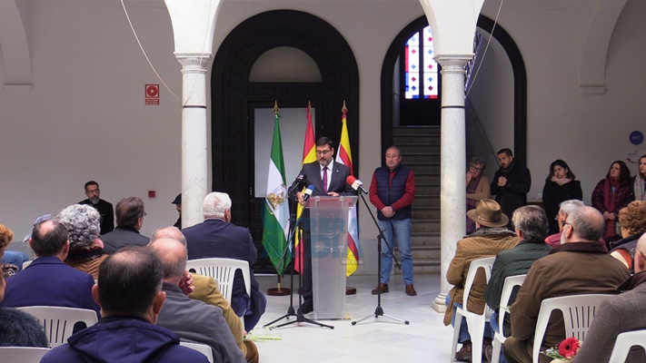 Acto de homenaje a los trabajadores jubilados del ayuntamiento entre 2019 y 2022 (vídeo y fotos)