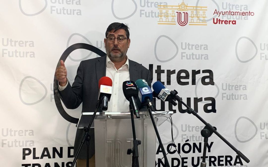 El alcalde presenta dos propuestas de ayudas a las viviendas de la barriada de El Tinte