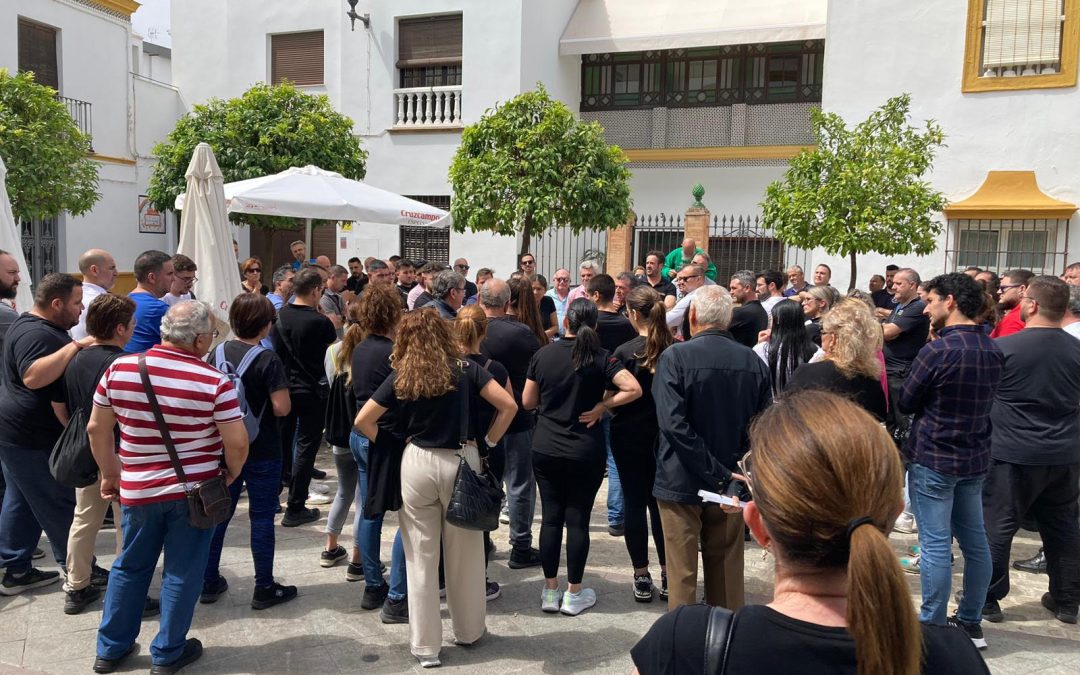 El PSOE declara su total apoyo a los hosteleros utreranos
