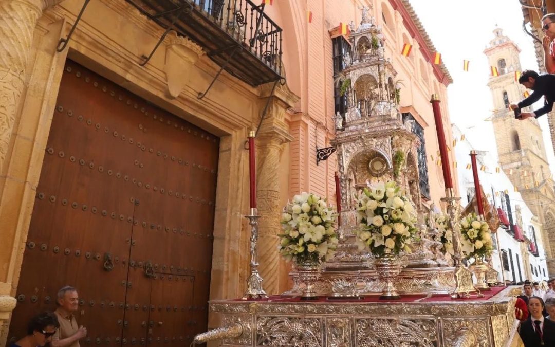 Utrera celebra el Corpus Christi este domingo 22 de junio con el regreso de la Virgen del Dulce Nombre