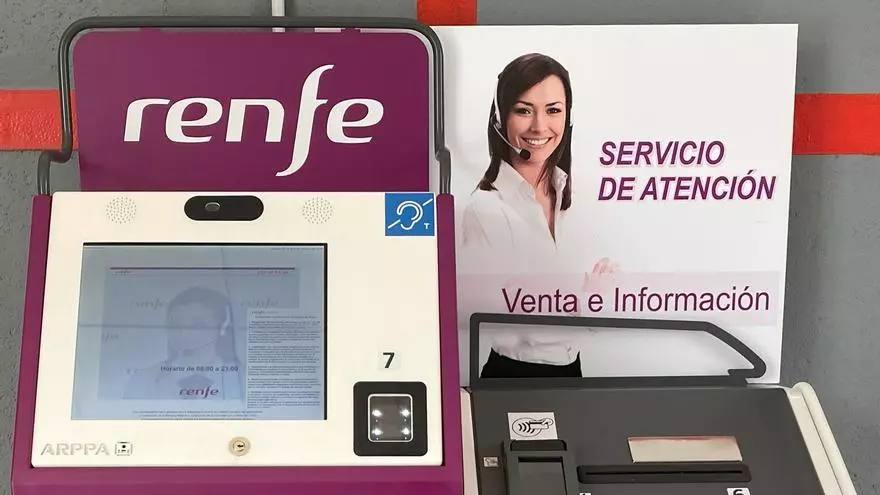 RENFE instala en la estación de Utrera un nuevo servicio «innovador» de atención al cliente