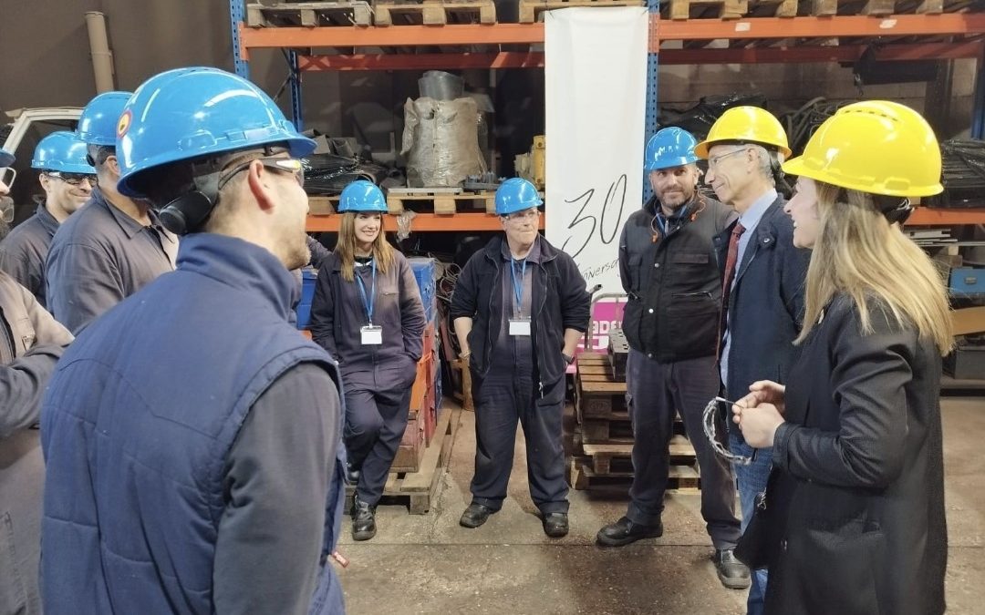 Fin al curso de formación de Soldadura que han realizado 13 personas en la utrerana TECADE