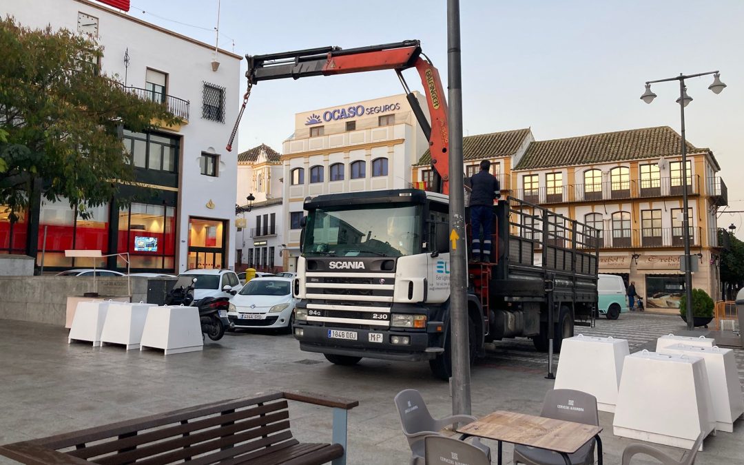 El consistorio anuncia que el alumbrado navideño se estrenará en el Puente de la Inmaculada