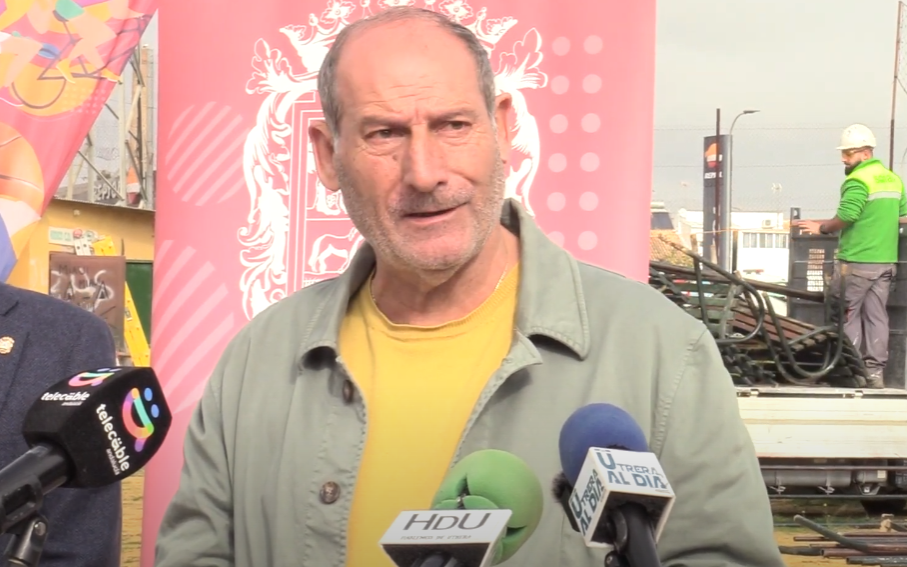 El delegado de Parques y Jardines aclara la denuncia socialista: «la poda de dos tipuanas en La Trianilla es por absoluta necesidad»