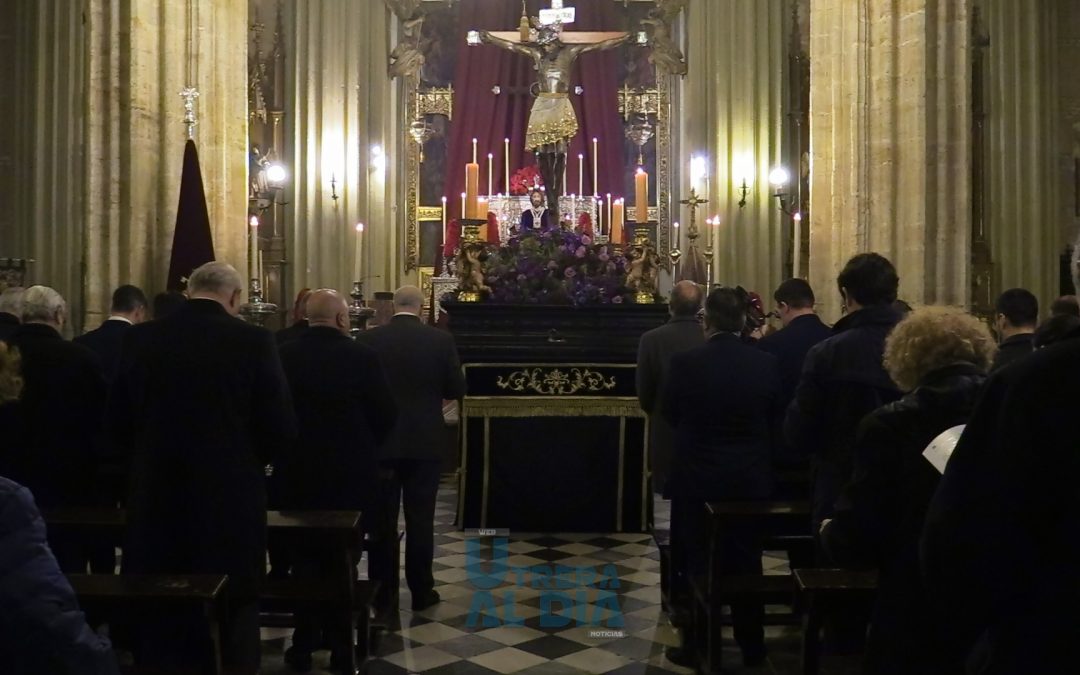 El Via Crucis del Consejo se realizó de forma interna con el Cristo de Santiago como protagonista [vídeo y galería]