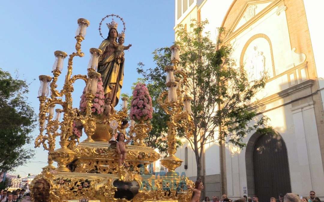 Utrera es fiel devota un año más de su Madre María Auxiliadora [vídeo y galería]