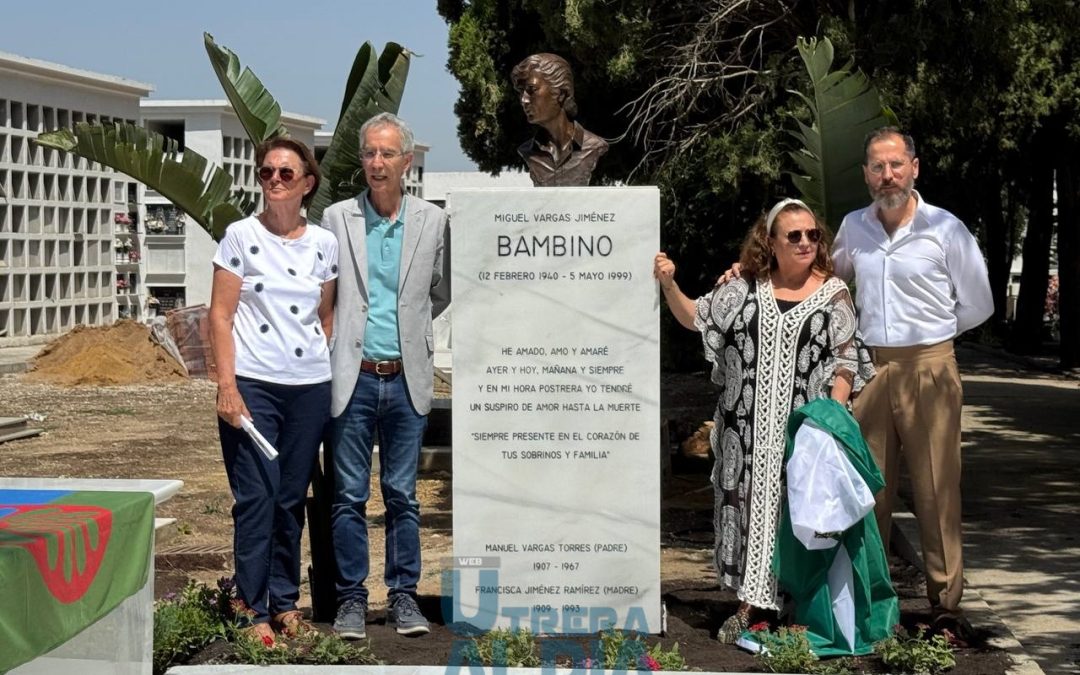 «Rincón Bambino» en el cementerio municipal para rendir homenaje a Miguel Vargas Jiménez [vídeo y galería]