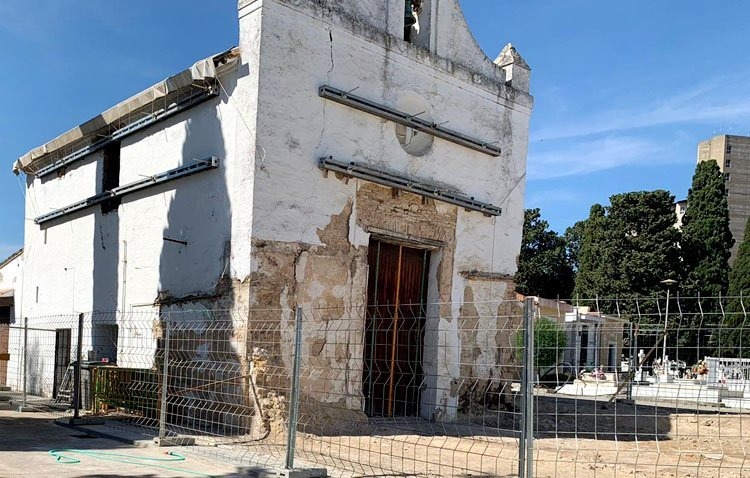 El Ayuntamiento de Utrera aprueba el proyecto de reparación de la cubierta de la Capilla Franciscana del Cementerio Municipal