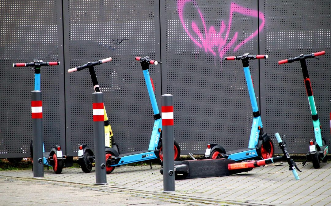 La DGT anuncia la obligatoriedad de registrar tu patinete eléctrico para poder circular