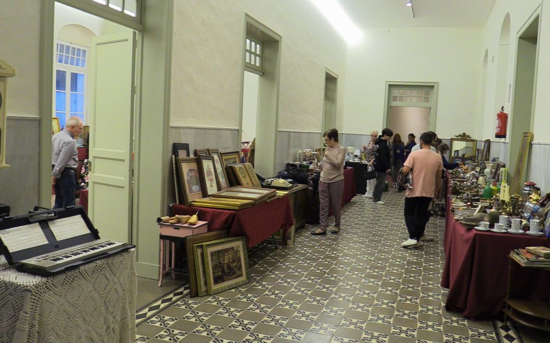 El «Hospitalito» acoge una nueva edición del Rastrillo Solidario de la Hermandad del Cautivo [vídeo]