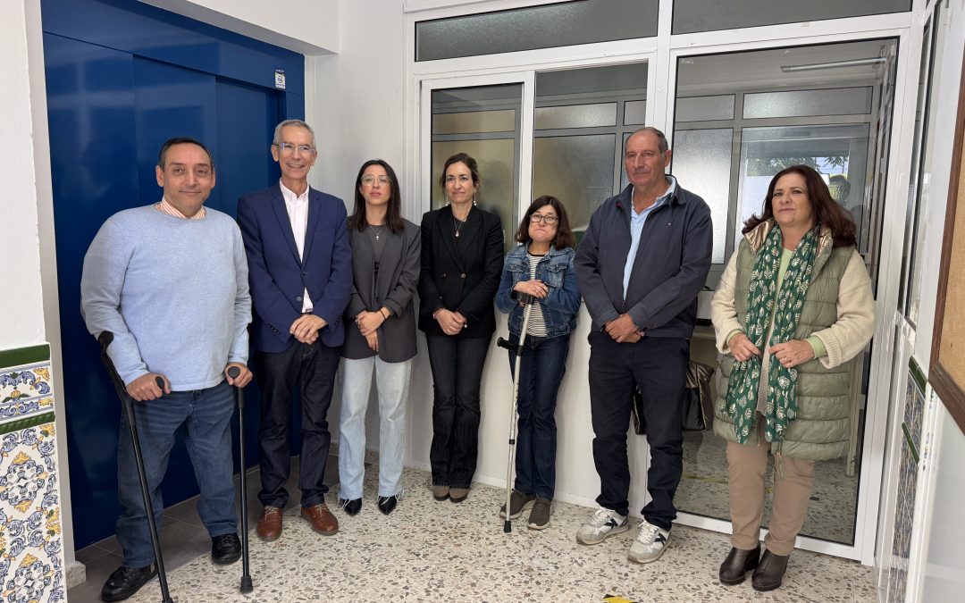 APDIS estrena el tan deseado ascensor en su sede [vídeo]