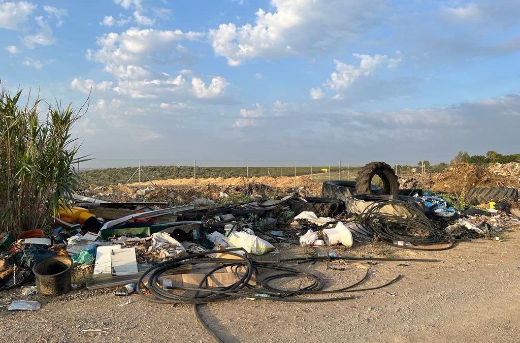 La Asociación AGRECA denuncia 25 vertederos incontrolados en Utrera