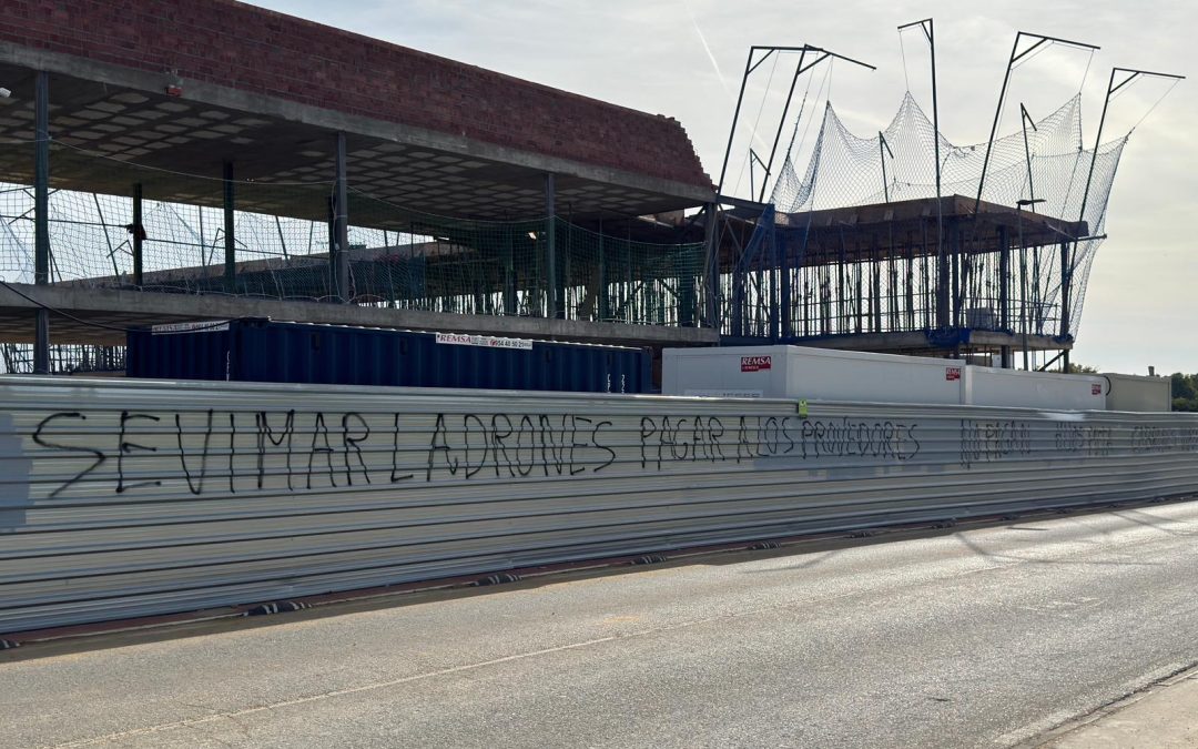 El PSOE denuncia impagos y retrasos en las VPO de los Ruedos de Consolación y exige explicaciones al alcalde