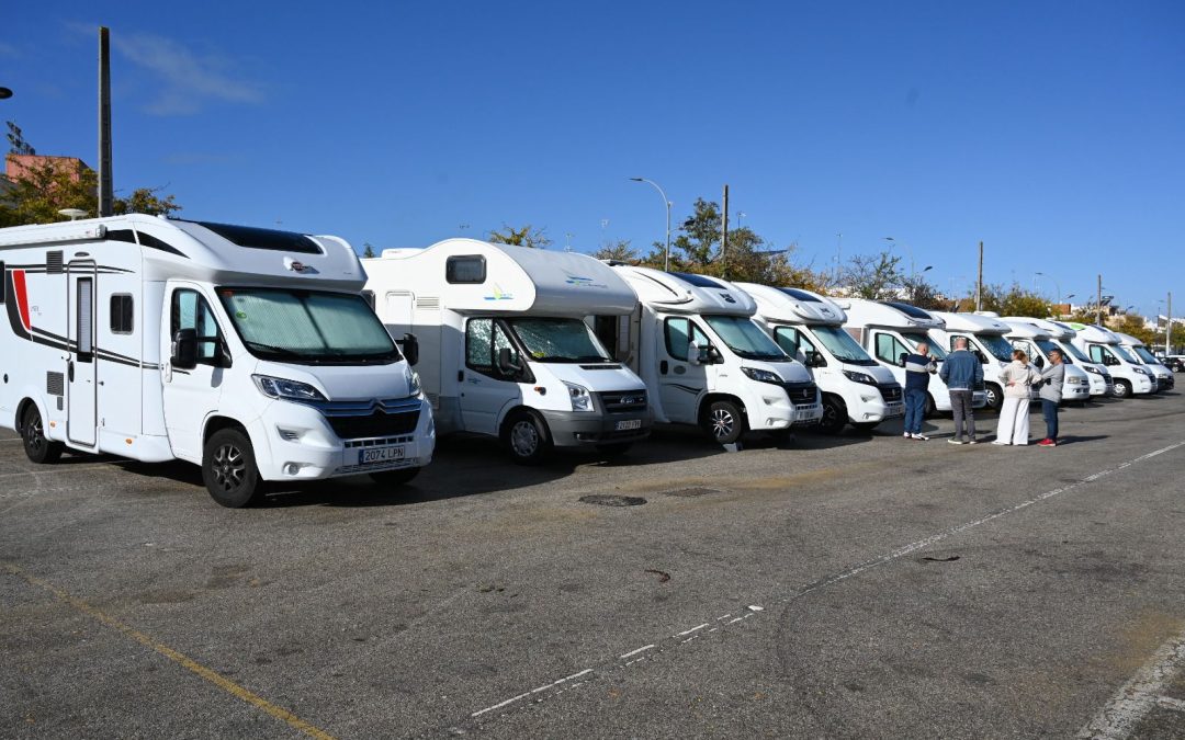 Utrera acoge a más de 60 caravanas en un encuentro regional organizado por la Asociación Andaluza de Autocaravanistas