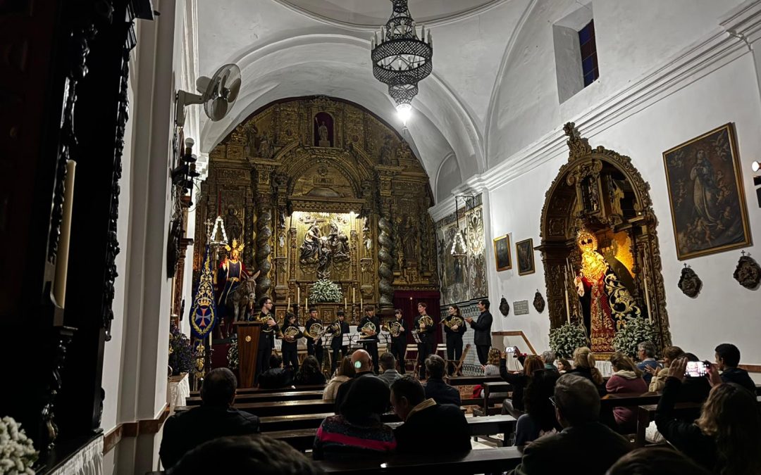 La Capilla de la Trinidad acoge con éxito el Concierto de Navidad de las III Jornadas de Perfeccionamiento de Trompa