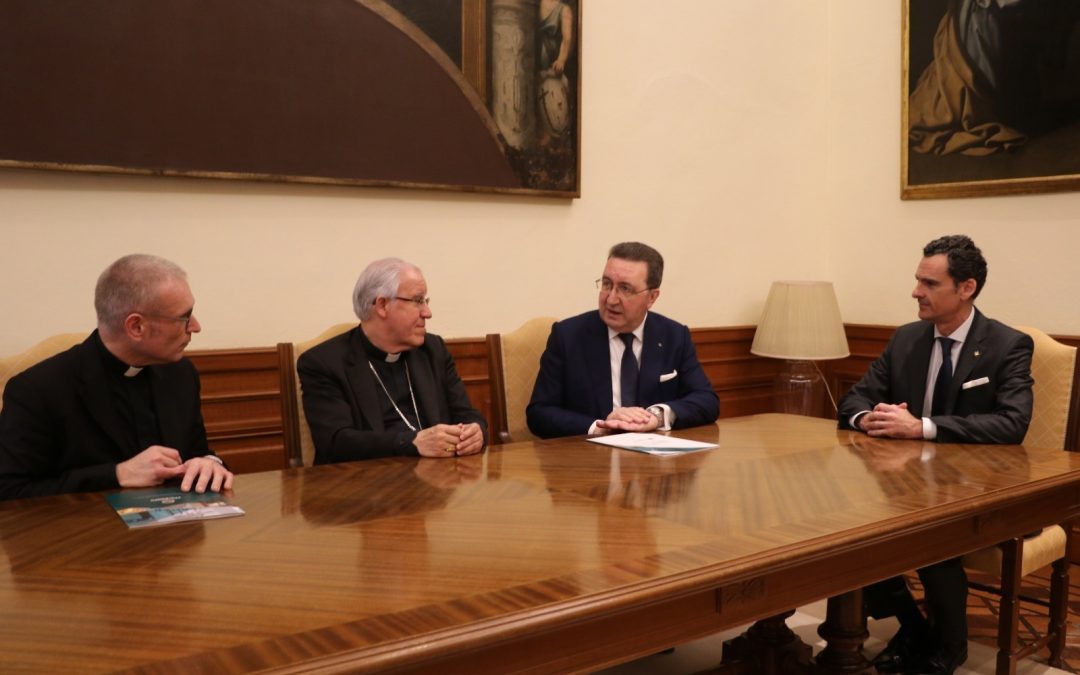 La Fundación Caja Rural de Utrera y la Facultad de Teología San Isidoro firman un convenio para promover la cultura