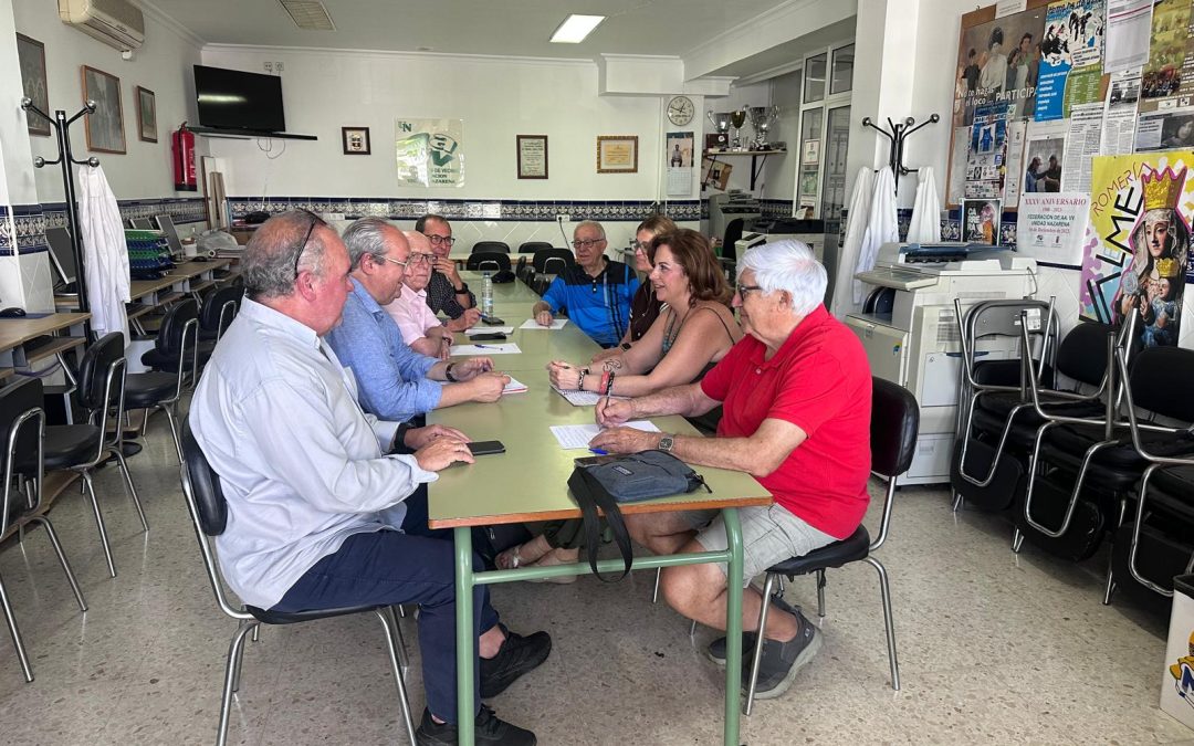 La Red Vecinal de Sevilla inicia su andadura bajo la presidencia de la utrerana Rocío Acosta