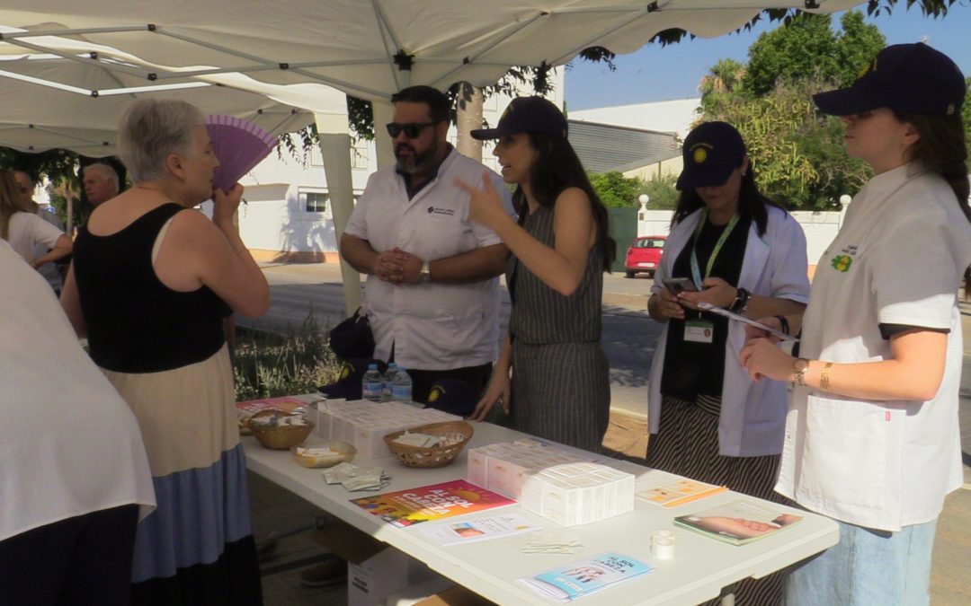 La Delegación de Sanidad y los Centros Médicos de Utrera fomentan la prevención frente al calor con la campaña «Al sol, con cabeza» (vídeo)