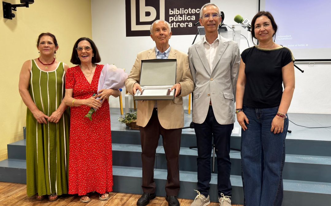 El Ayuntamiento de Utrera recibe el legado documental agrícola de Salvador Rodríguez Perea tras más de cuarenta años de trabajo (vídeo)