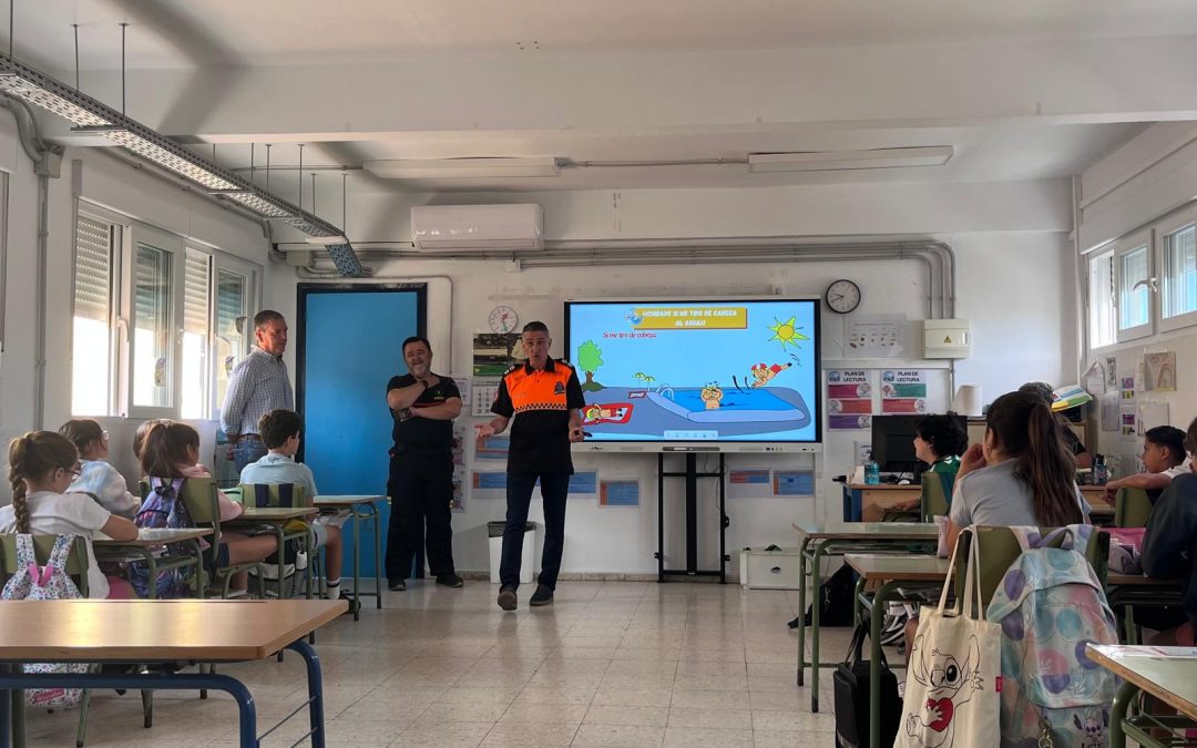 Más de 300 escolares participan en la campaña municipal ‘Stop Ahogados 2026’ para fomentar la seguridad acuática antes del verano