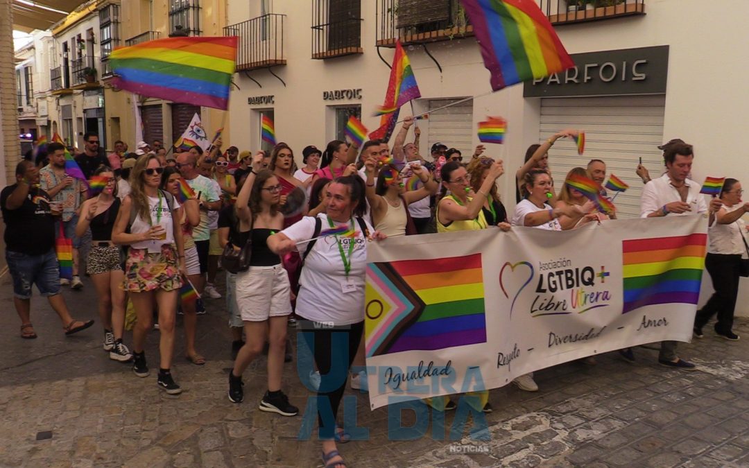 Utrera celebra la diversidad y el orgullo LGTBI+ con una Marcha por las calles del centro (vídeo y galería)