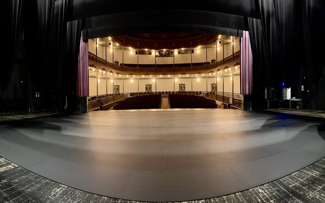 El Teatro Municipal Enrique de la Cuadra se pone a punto para recibir 28 espectáculos hasta final de año