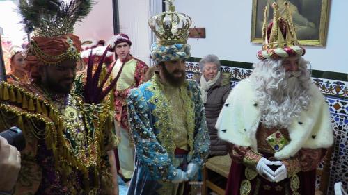 Visita-Reyes-Magos-Colectivos-2025-75