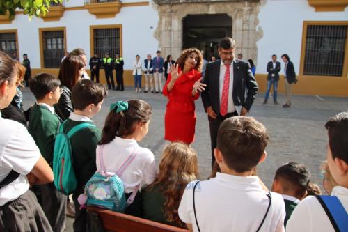 maria-jesus-montero-en-utrera-7